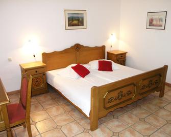 Hotel Kralj Tomislav - Nova Gradiška - Bedroom