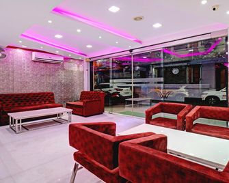 Orion Sapphire - Calcuta - Lounge