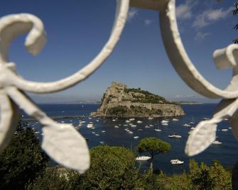 Grand Hotel Delle Terme Re Ferdinando - Ischia - Building
