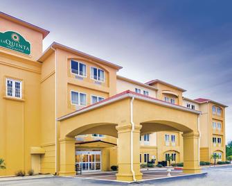 La Quinta Inn & Suites by Wyndham Atlanta-Union City - Union City - Building