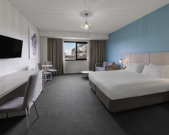 Mantra Melbourne Melton - Melbourne - Bedroom
