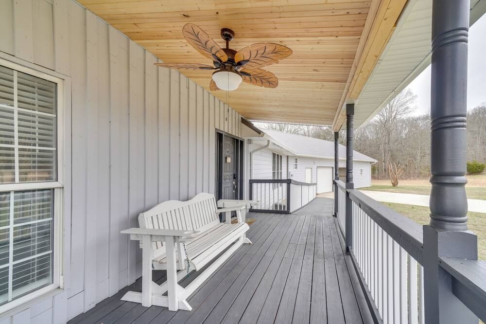 Riverfront Dayton Getaway On 700 Wooded - Dayton - Balkón