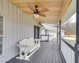 Riverfront Dayton Getaway On 700 Wooded - Dayton - Balcony
