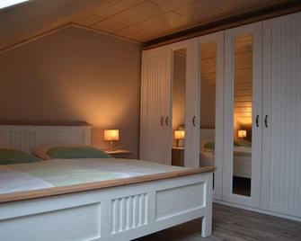 Apartment Michaela Müller large - Kronach - Schlafzimmer