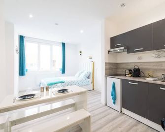 Glm Groupe - Glm Résidences 1 - Saint-Quentin - Kitchen