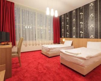 Sky Hotel - Veliko Tarnovo - Bedroom