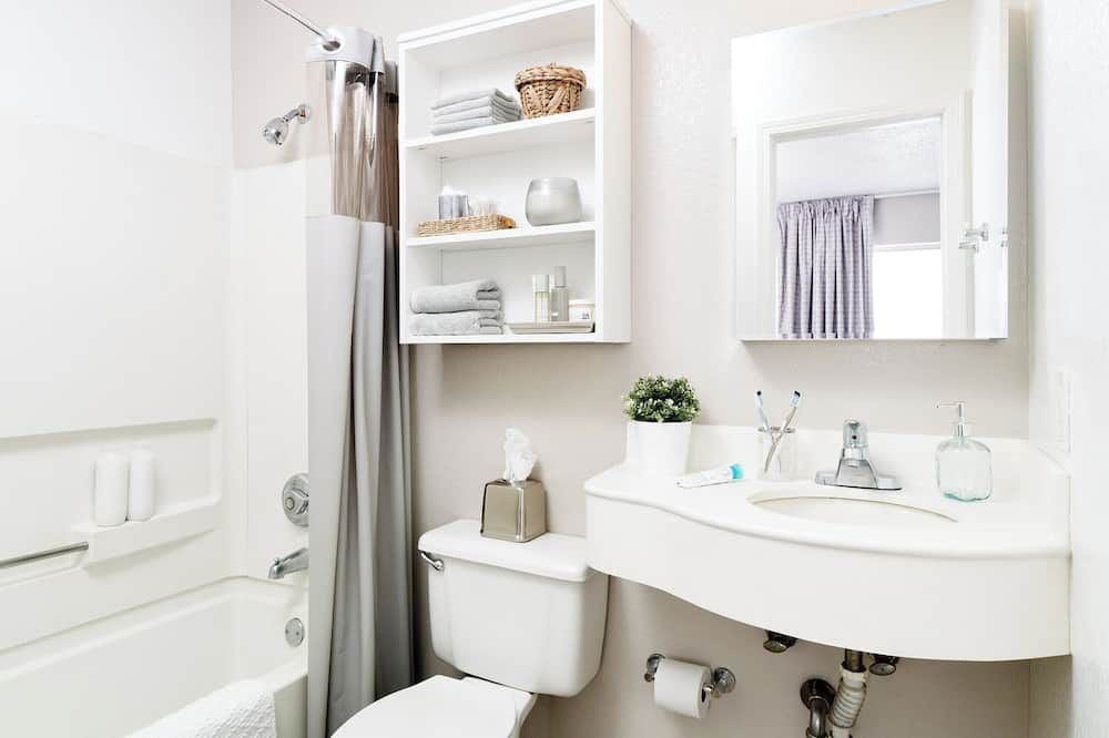 Intown Suites Extended Stay Select Charlotte Nc - University - שרלוט
