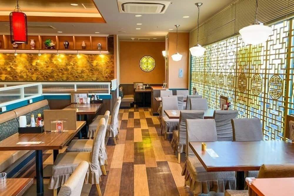 هوتل صن روت أساكوسا