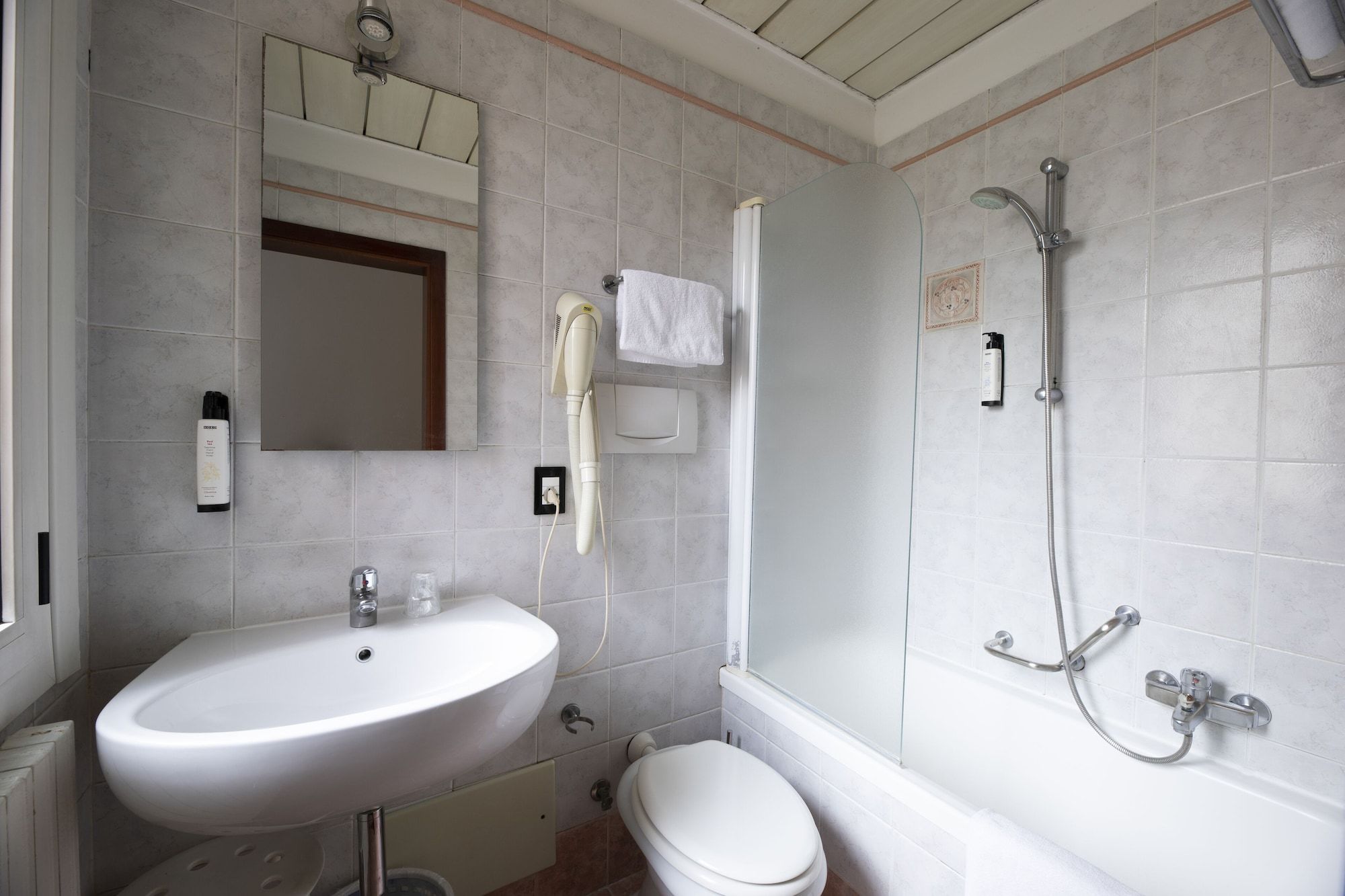 Hotel Vienna - Venice - Bathroom