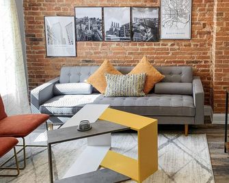 Cozy Modern Apt in The Heart of Fells Po - Baltimore - Sala de estar
