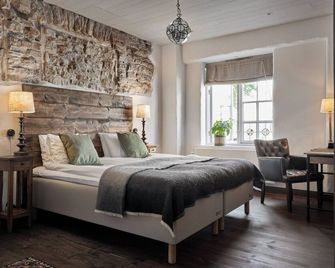 Hotel Helgeand Wisby - Visby - Bedroom