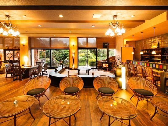 Hasegawa - Awara - Lounge