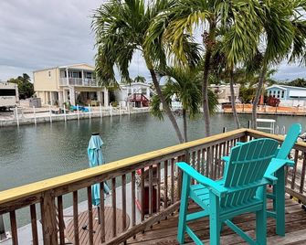 35' Seawall Sparkling , 30min From Keywest, Wifi, Bbq Grill, Pool - Cudjoe Key - Balcony