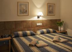 Apartamentos Portu Saler - Es Pujols - Camera da letto