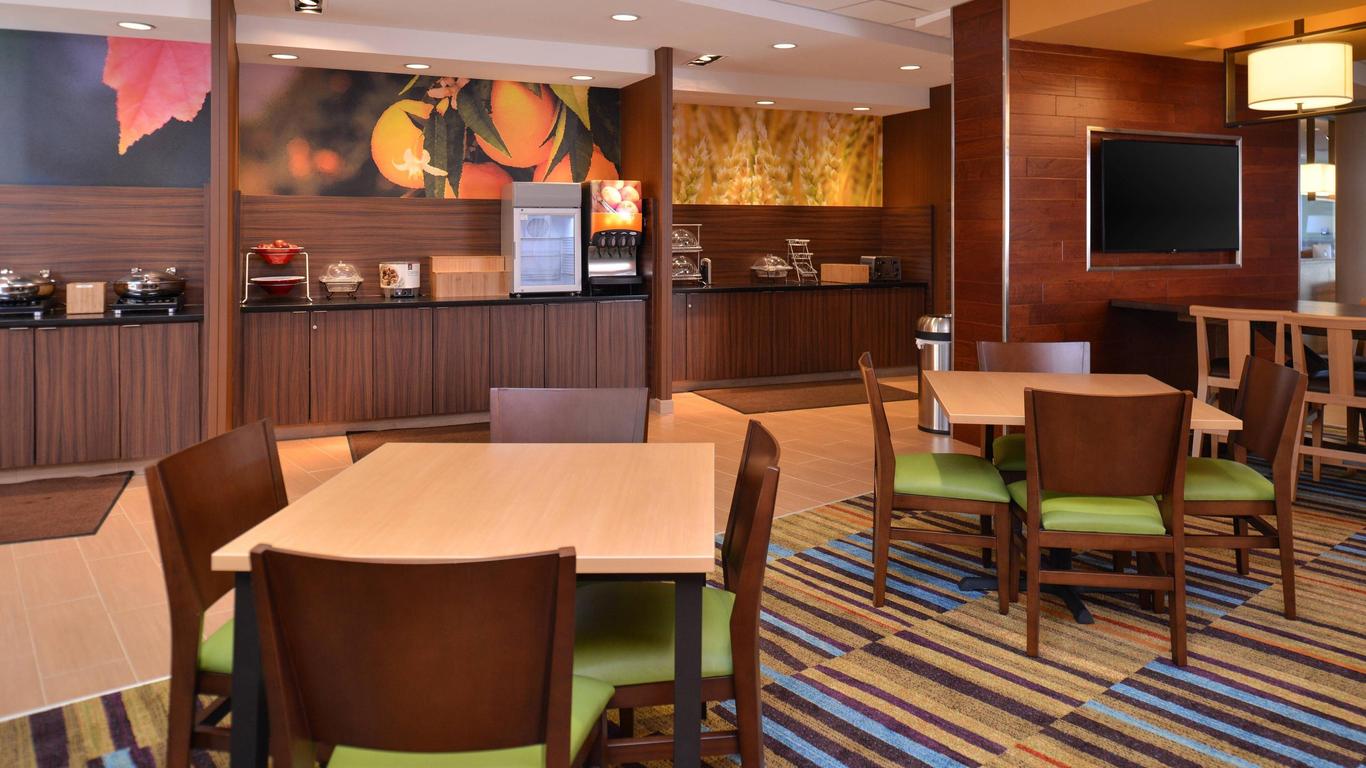 Fairfield Inn & Suites by Marriott Sacramento Airport Woodland