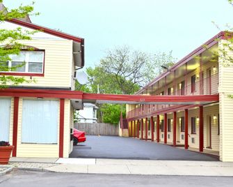 Passport Inn Niagara Falls - Niagara Falls - Building