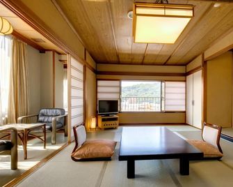 Forest Resort Hotel Shiroyama - Yugawara - Spisestue