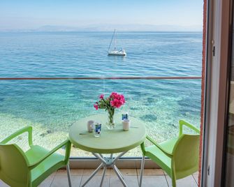 Corfu Maris - Benitses - Balcon