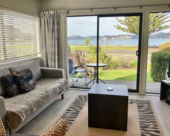 Whitigetaway Sanctuary Soleil - Whitianga - Sala de estar