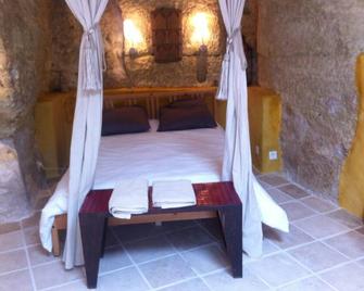Troglodyte loft - Saint-Rimay - Habitación