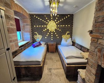 Vacation with the winemaker in the Unstrut valley! - Laucha an der Unstrut - Schlafzimmer