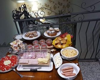 Animosa Suites - Castiglione di Sicilia - Buffet