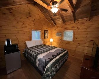 English Brook Cottages - Lake George - Habitación