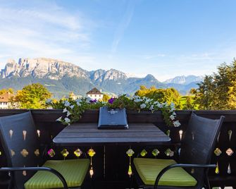 Hotel Bemelmans-Post - Renon/Ritten - Balcony