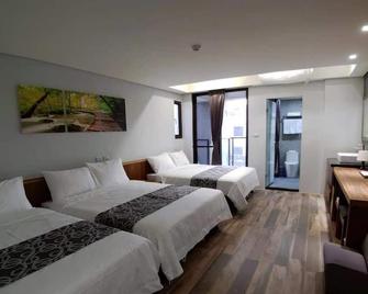 Apause Hotel - Magong City - Bedroom