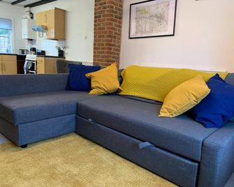 Number 48 - Salisbury - Living room