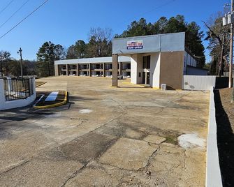 Travel Inn - Brandon