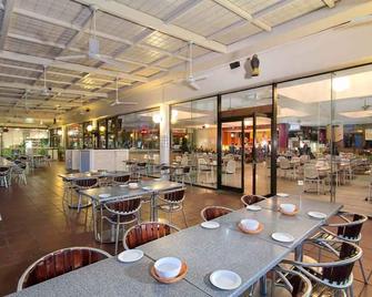Acacia Court Hotel - Cairns North - Restaurante