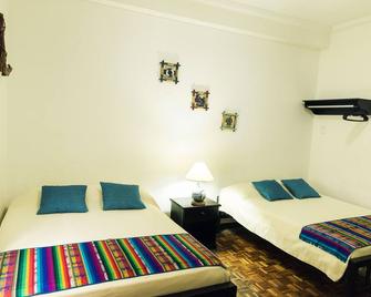 Villa64 - Hostel - Guayaquil - Yatak Odası