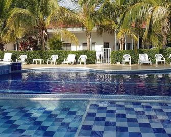 Arizona Ranch Hotel - Girardot - Piscina