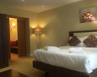 Knaresborough Boutique Apartments - London - Bedroom