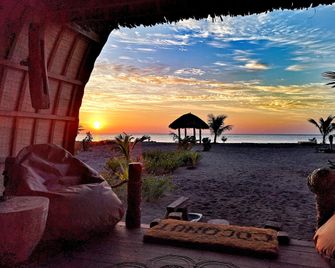 Coconut Garden Beach Resort - Maumere