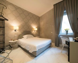 Hotel Altavilla Catanzaro - Catanzaro - Schlafzimmer