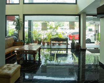 OYO 90151 Hill Inn Batu Caves - Batu Caves - Lobby