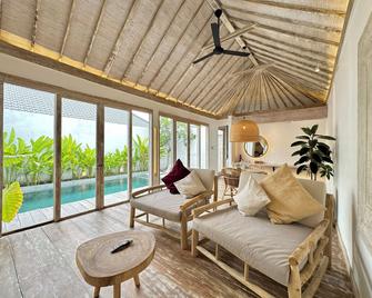 Bobos Villa Echo - North Kuta - Living room