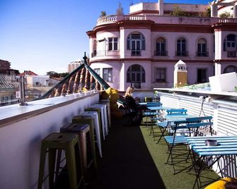 The Lights Hostel - מלאגה - מרפסת