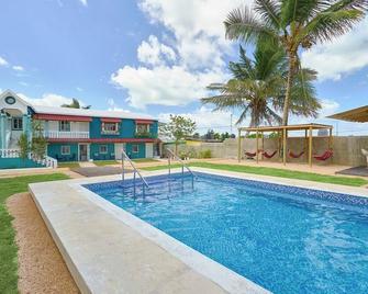 The Patio #11 Bed and Breakfast with Pool - Higüey - Piscina