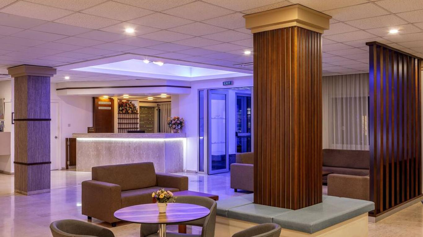 Seagull Hotel Apartments