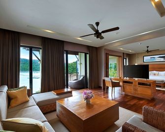 The Taaras Beach & Spa Resort - Redang Island - Living room