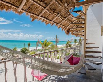 Punta Blanca Beach House - Isla Mujeres - Balkon