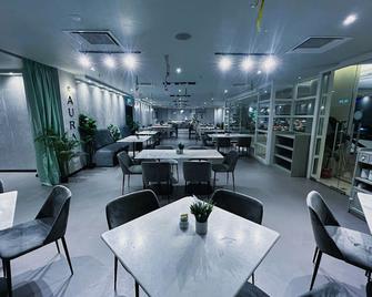 Mega View Hotel - קואנטאן - מסעדה