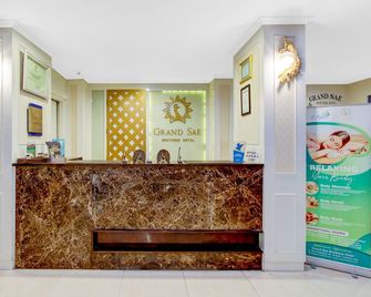 Palette Grand Sae Boutique Hotel - סורקטה - דלפק קבלה