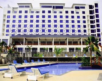 Best Western Plus Atlantic Hotel - Takoradi - Gebouw