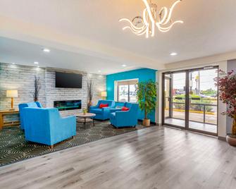 Quality Inn Huron - Huron - Lobby