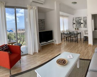 Apartamentos Bruja - Santa Cruz de Tenerife - Living room