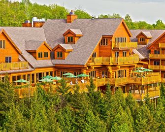 Sacacomie Hôtel Et Spa - Saint-Alexis-des-Monts - Bâtiment